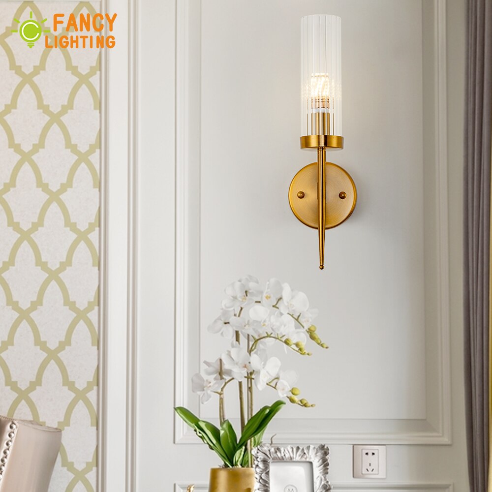 Aplique de pared con 1 o 2 brazos, incluida la bombilla LED. Diseño en cristal y latón dorado - Imagen 3